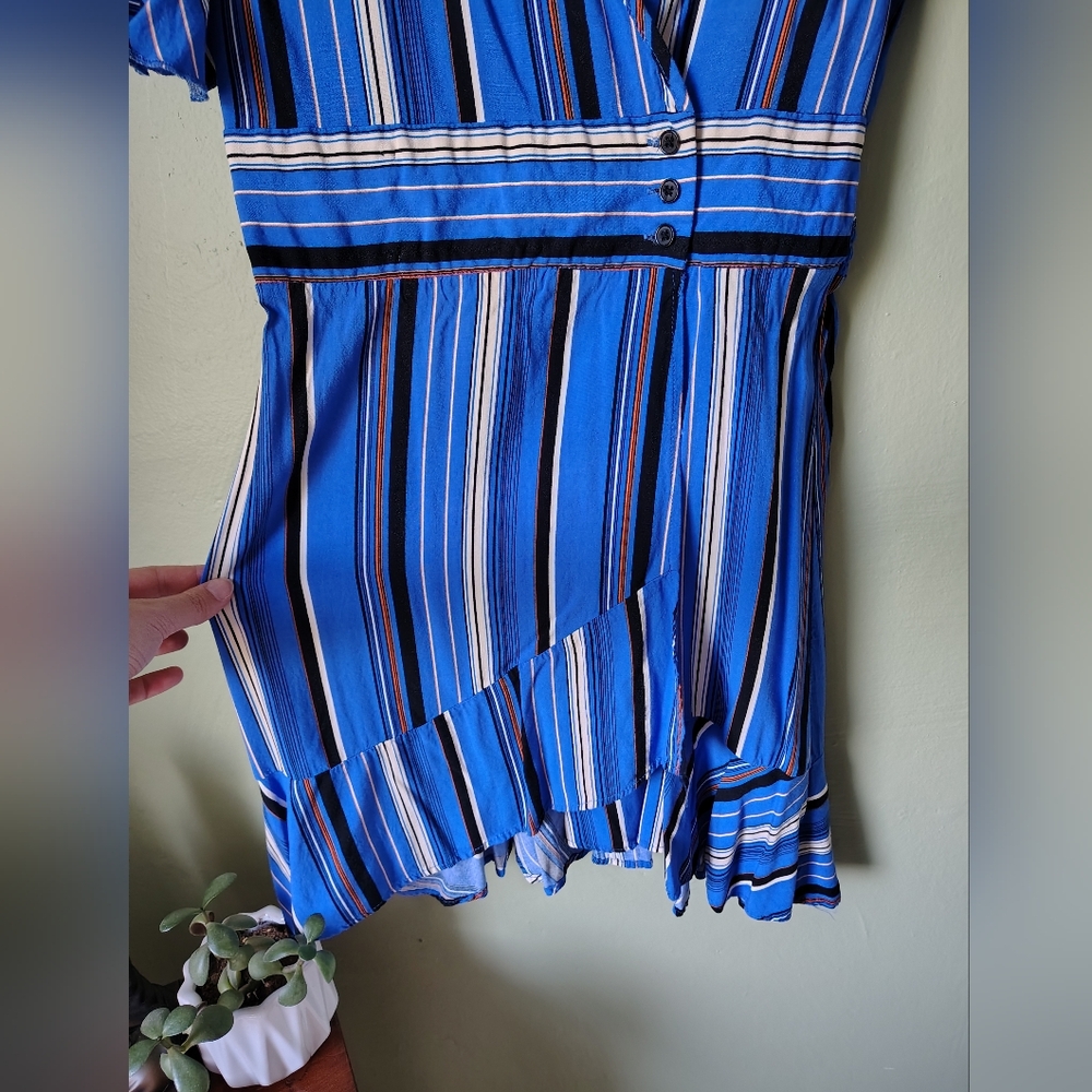 Band Of Gypsies Women's Medium Blue Striped Short-sleeve Wrap-style Mini Dress - Picture 10 of 13